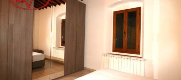 Дом с 6 комнатами в Монтеварки, Италия № 232804 28