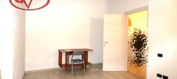 Дом с 6 комнатами в Монтеварки, Италия № 232804 4