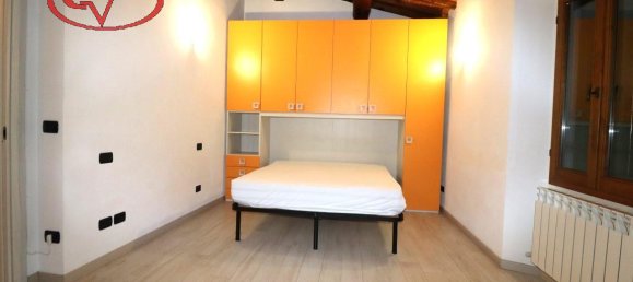 Дом с 6 комнатами в Монтеварки, Италия № 232804 33