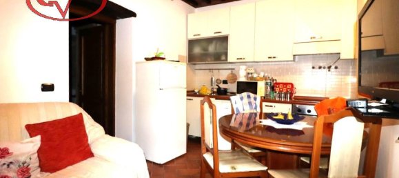 Дом с 6 комнатами в Монтеварки, Италия № 232804 11