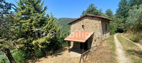 5 Schlafzimmer Haus in Loro Ciuffenna, Italy, Nr. 75893 37