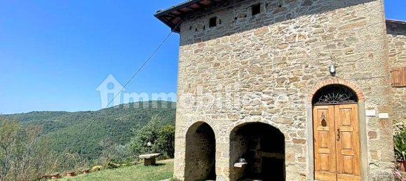 5 Schlafzimmer Haus in Loro Ciuffenna, Italy, Nr. 75893 8