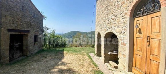 5 Schlafzimmer Haus in Loro Ciuffenna, Italy, Nr. 75893 10