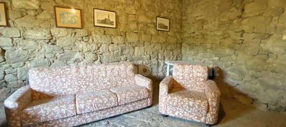 5 Schlafzimmer Haus in Loro Ciuffenna, Italy, Nr. 75893 33