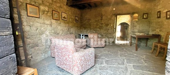 5 Schlafzimmer Haus in Loro Ciuffenna, Italy, Nr. 75893 34