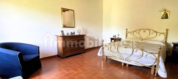 5 Schlafzimmer Haus in Loro Ciuffenna, Italy, Nr. 75893 21
