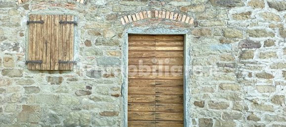 5 Schlafzimmer Haus in Loro Ciuffenna, Italy, Nr. 75893 4