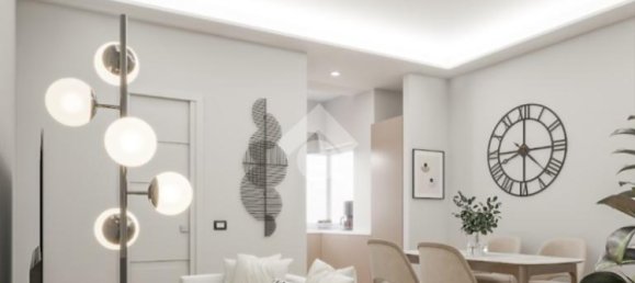 1 bedroom Apartment in Rome, Italy No. 320843 8