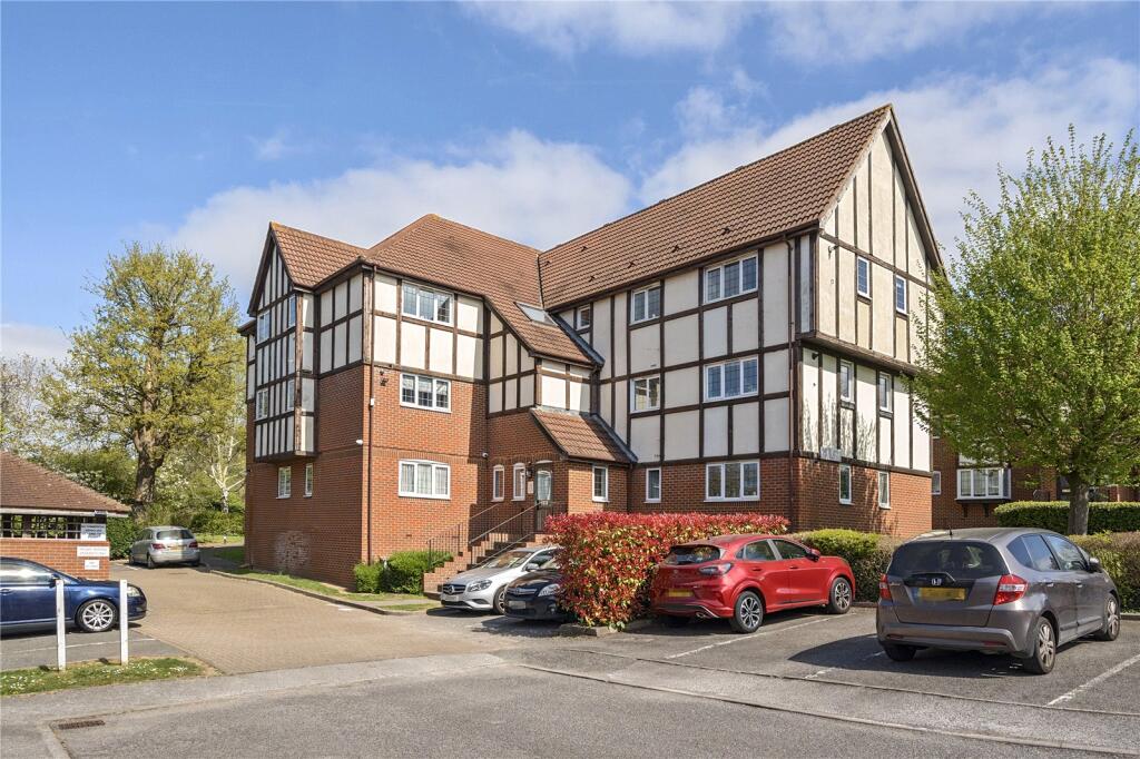 2 bedrooms Apartment in Edgware, United Kingdom No. 12228