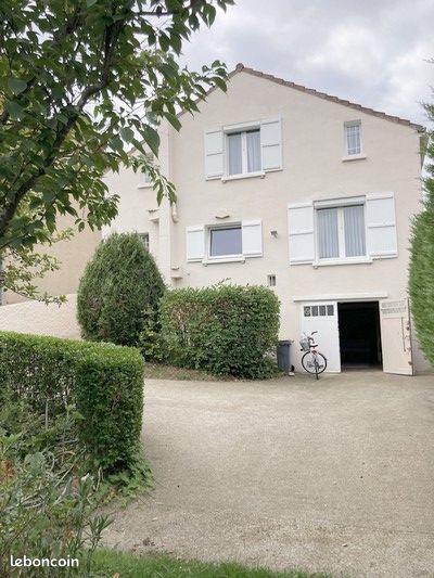 Дом с 4 спальнями в Виши, Франция № 317624