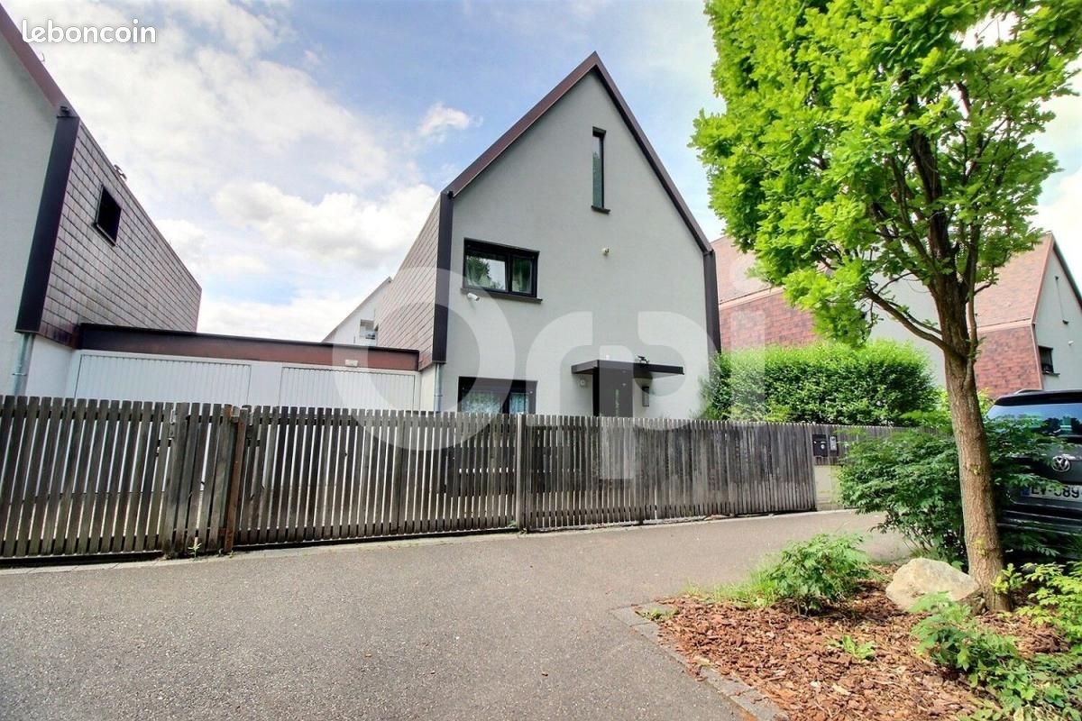 Casa de 3 dormitorios en Strasbourg, France No. 332123