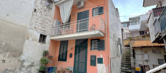 3-Zimmer Haus in Brusciano, Italy, Nr. 99531 11