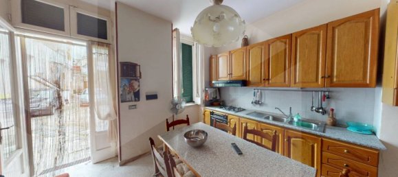 3-Zimmer Haus in Brusciano, Italy, Nr. 99531 4