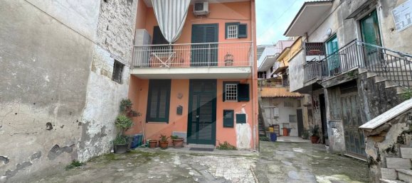 3-Zimmer Haus in Brusciano, Italy, Nr. 99531 19