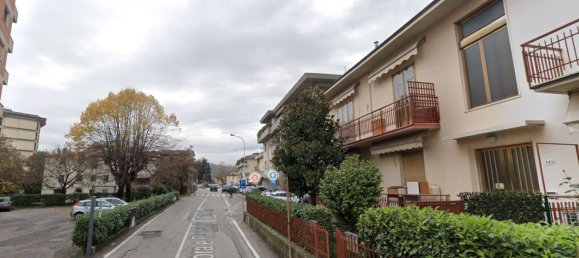 Apartamento de 6 divisões em Pistoia, Italy N.º 40763 2