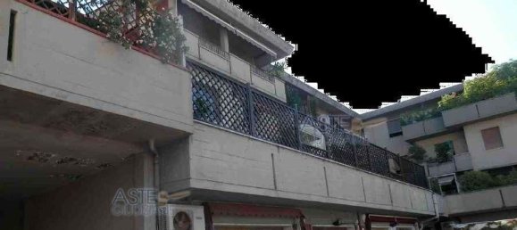 Apartamento de 6 divisões em Pistoia, Italy N.º 40763 10