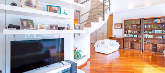 3 Schlafzimmer Wohnung in Rome, Italy, Nr. 296282 5