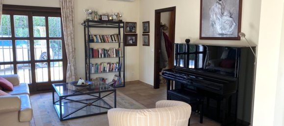 4 bedrooms Villa in Altea, Spain No. 9684 7