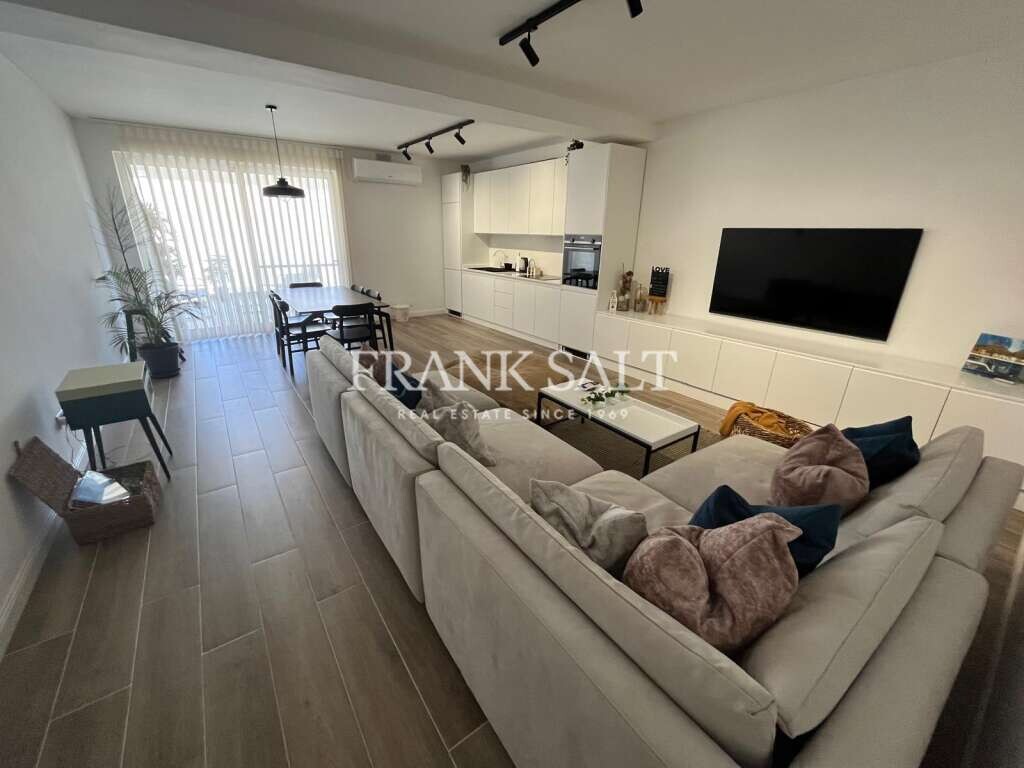 Apartamento de 3 dormitorios en Xaghra, Malta No. 6043