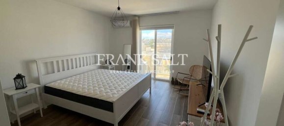 Apartamento de 3 dormitorios en Xaghra, Malta No. 6043 6