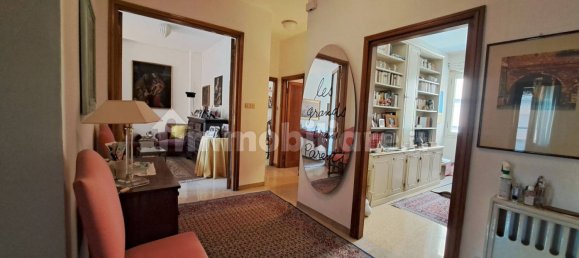 3 bedrooms Apartment in Bologna, Italy No. 332945 8
