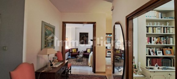 3 bedrooms Apartment in Bologna, Italy No. 332945 9