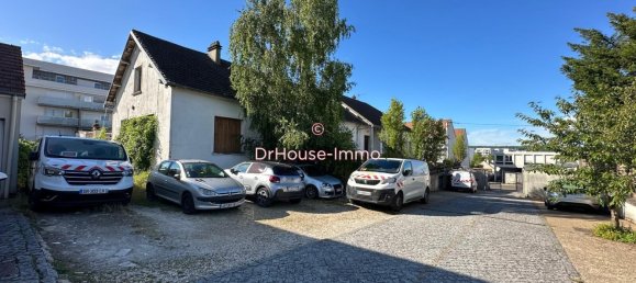 Casa de 6 dormitorios en Mantes-la-Ville, France No. 176822 2