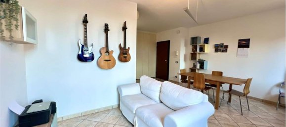 4 bedrooms Apartment in Carpi, Italy No. 336832 13