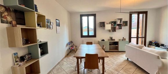 4 bedrooms Apartment in Carpi, Italy No. 336832 14