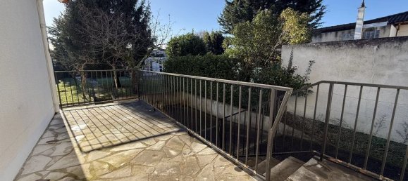 2 غرف نوم منزل في Montfermeil, France رقم 166703 5