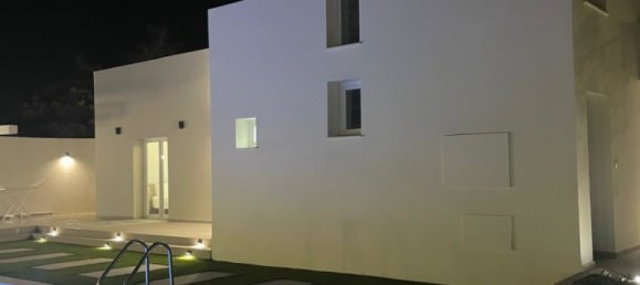 3 dormitorios adosado en venta en Pervolia, Larnaka, Cyprus № 174123 2