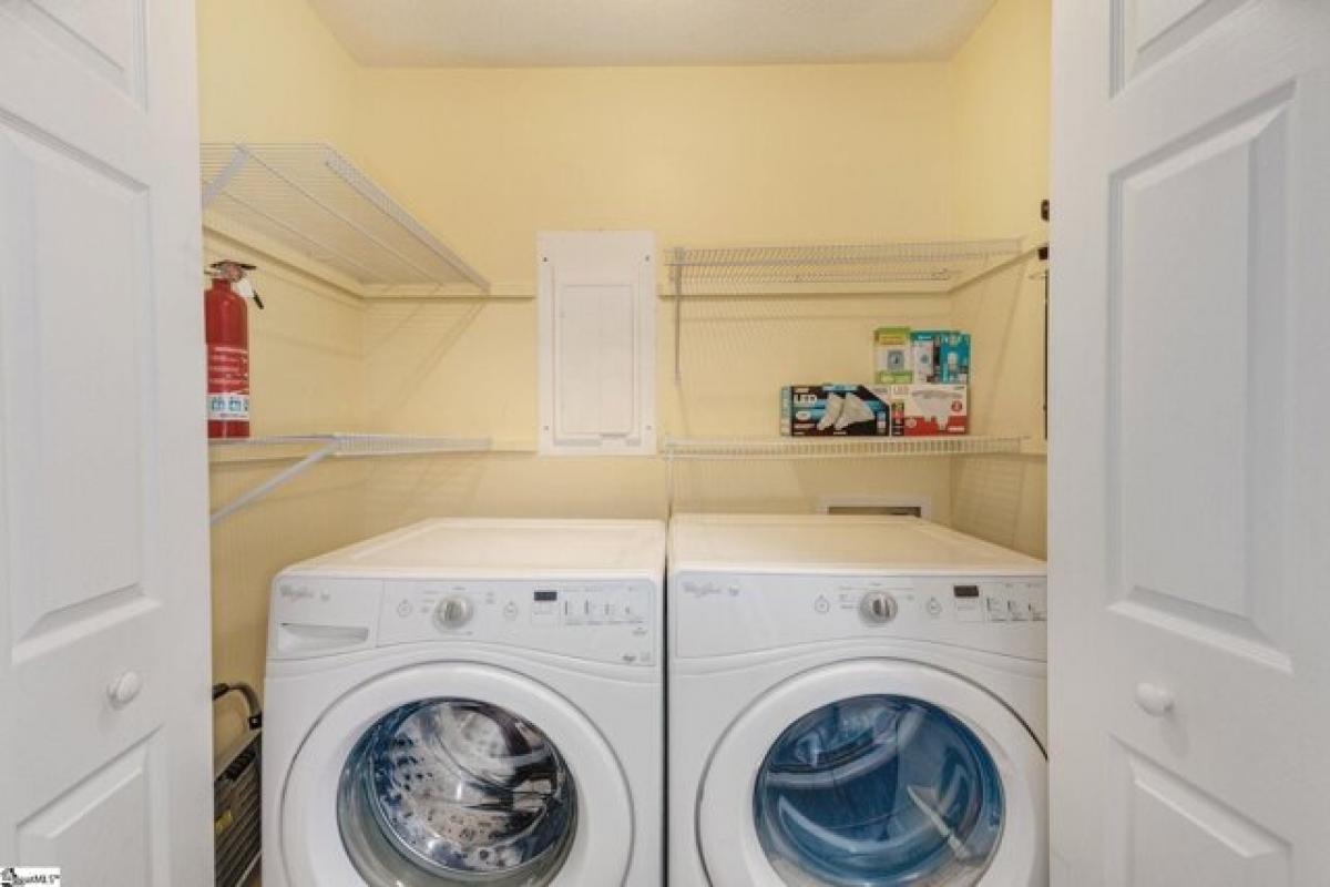 3 bedrooms House in Greer, USA No. 385450