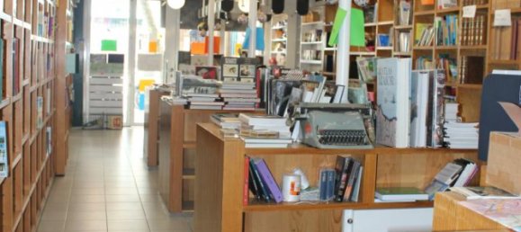 Propiedad comercial en Badalona, Spain 170 m² No. 102631 11