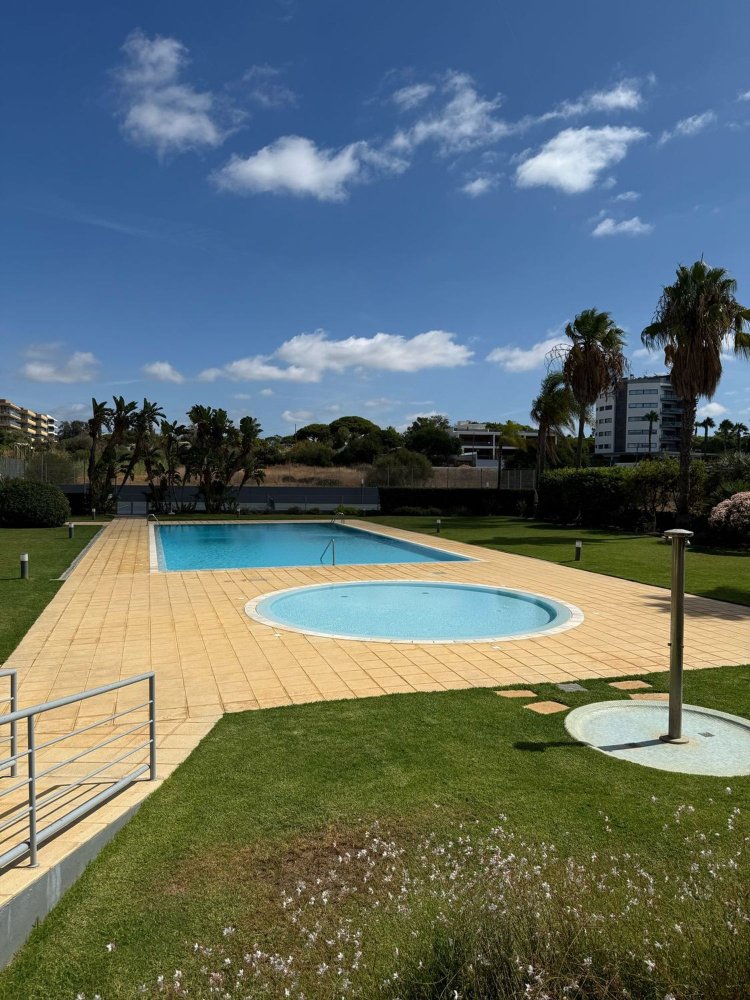 2 bedrooms Apartment in Quarteira, Portugal No. 346407