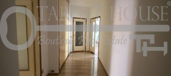 2 bedrooms Apartment in Milan, Italy No. 243382 12