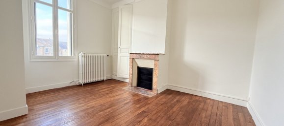 4 Schlafzimmer Haus in Tours, France, Nr. 48630 5