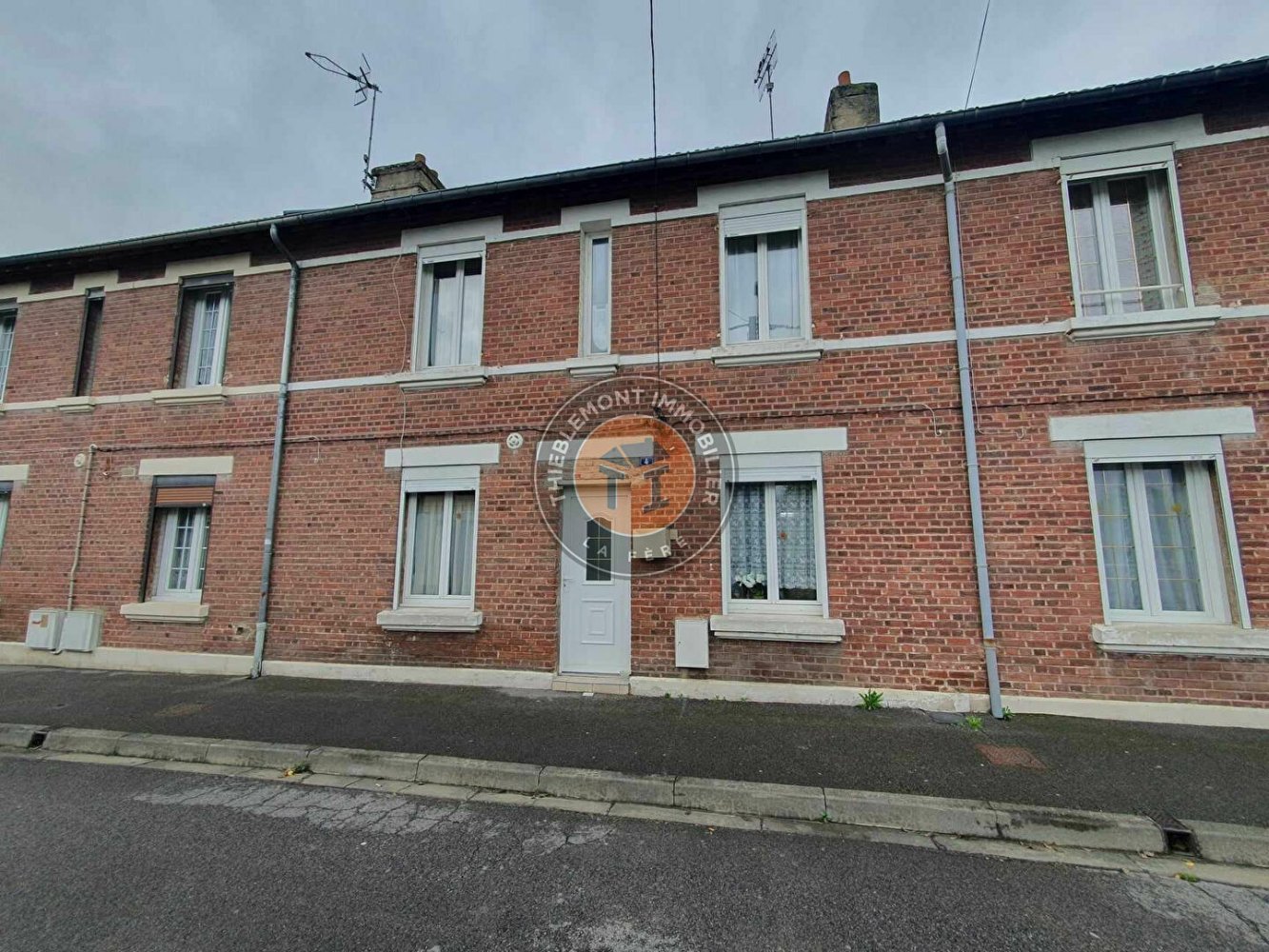 2 bedrooms House in Chauny, France No. 79260