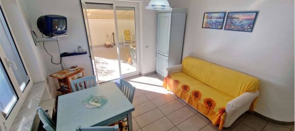 2 bedrooms Apartment in San Bartolomeo al Mare, Italy No. 111791 10