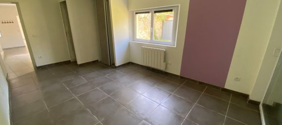 2 Schlafzimmer Haus in Sours, France, Nr. 247366 4