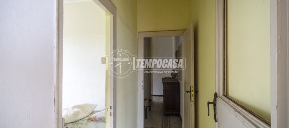 4 rooms Apartment in Macerata, Italy No. 275058 3