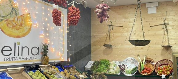 2 rooms Commercial property in Frattamaggiore, Italy No. 18417 3