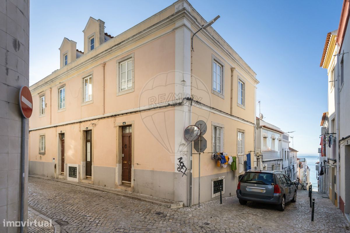 9 bedrooms Building in Sesimbra, Portugal No. 141073
