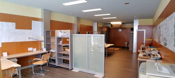 80m² Office in Basque Autonomous Community, Spain No. 157354 2