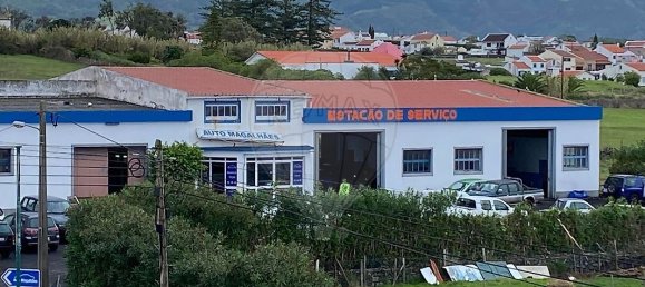 Casa de 6 dormitorios en Vila do Porto, Portugal No. 52792 6