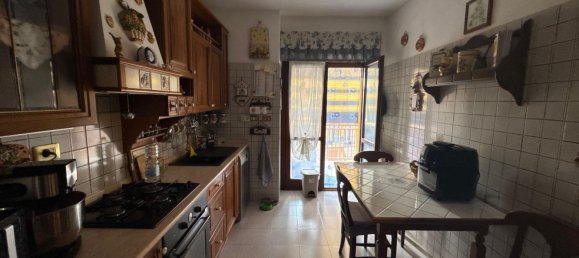3 rooms Apartment in Guidonia Montecelio, Italy No. 267959 2