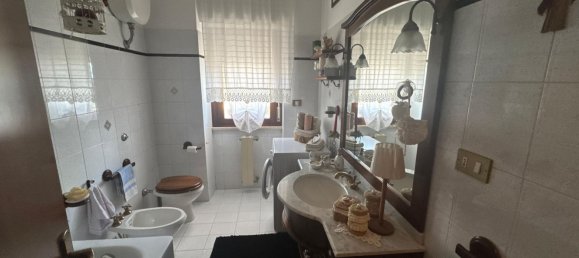 3 rooms Apartment in Guidonia Montecelio, Italy No. 267959 20