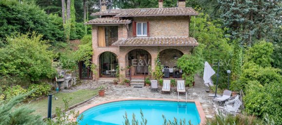 Дом с 5 спальнями в Пьегаро, Италия № 349683 11