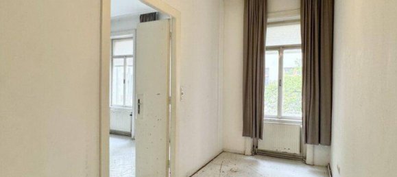 4 rooms Apartment in Neubau, Austria No. 160418 10