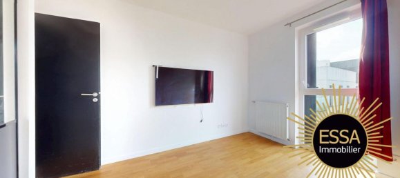 4 Schlafzimmer Doppelhaus in Yvelines, France, Nr. 327463 3