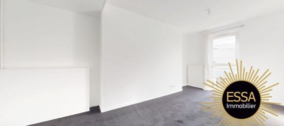 4 Schlafzimmer Doppelhaus in Yvelines, France, Nr. 327463 5